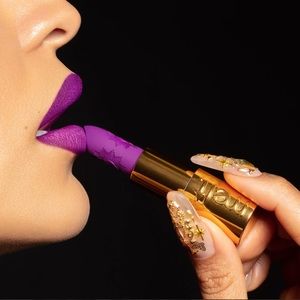 Melt Cosmetics Recuerdos Lipstick & Familia Lip Pencil